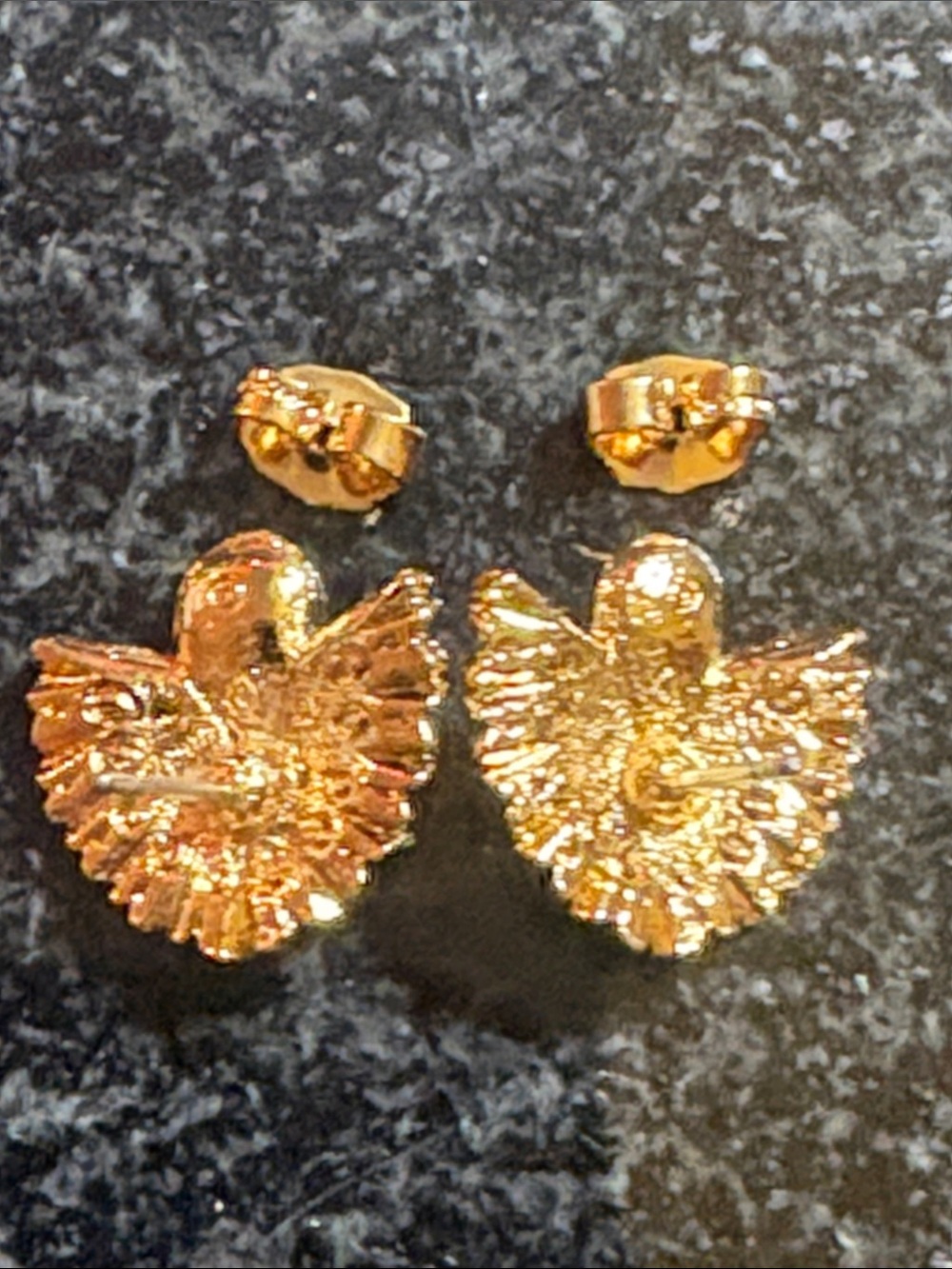 Vintage Avon Gold tone Peacock Stud Earrings - Picture 4 of 6